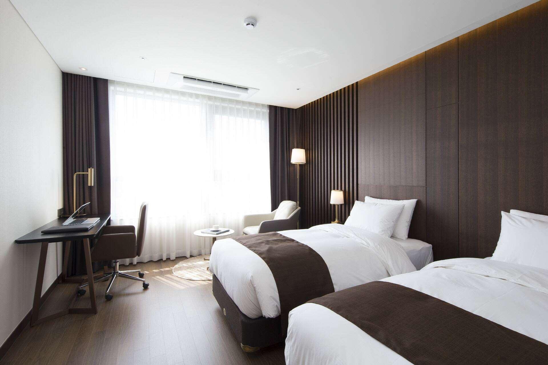 Hotel Ramada By Wyndham Daejeon Exterior foto
